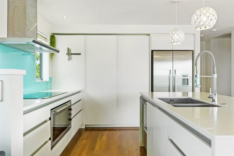 Photo of property in 477 Te Atatu Road, Te Atatu Peninsula, Auckland, 0610