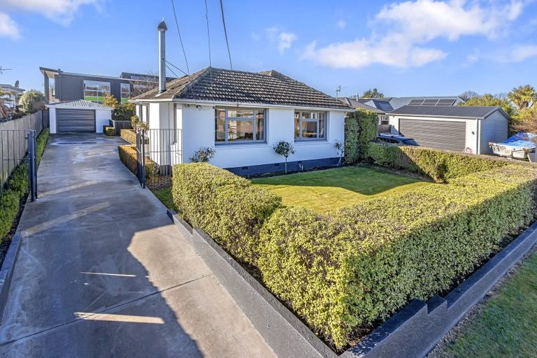 Photo of property in 24 Nancy Avenue, Mairehau, Christchurch, 8013