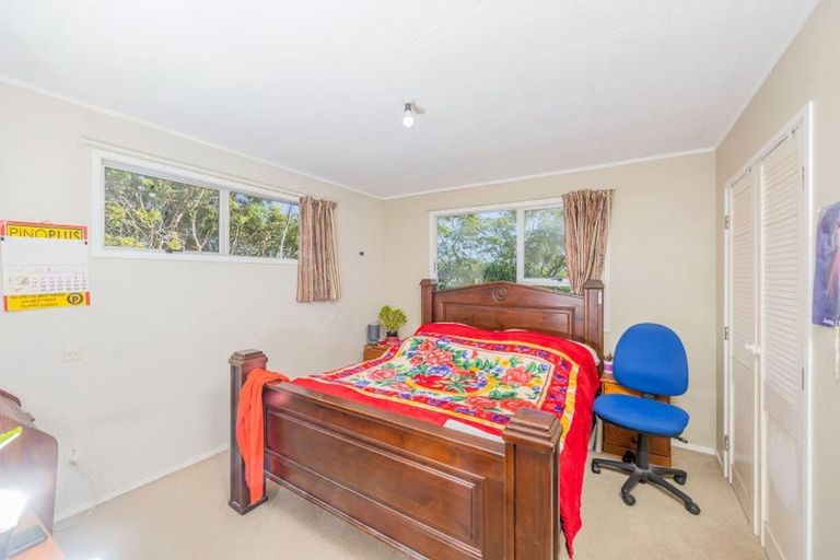 Photo of property in 5 Merida Place, Unsworth Heights, Auckland, 0632