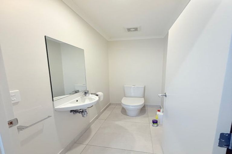 Photo of property in 6 Appaloosa Street, Karaka, Papakura, 2113