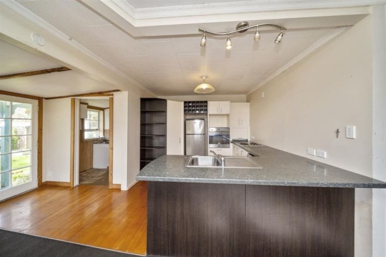 Photo of property in 160 Waihi Road, Hawera, 4610