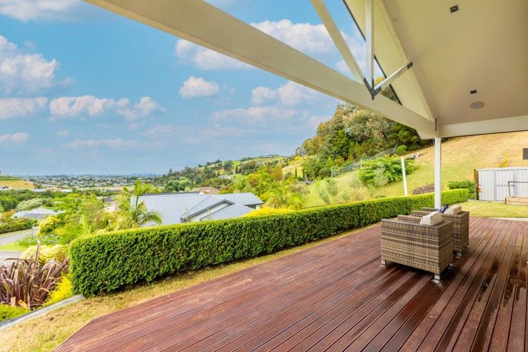 Photo of property in 118 Kent Terrace, Taradale, Napier, 4112