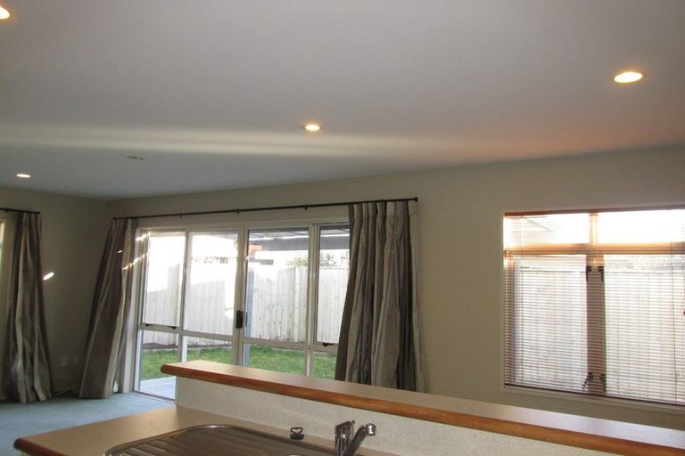 Photo of property in 35 Parade Court, Addington, Christchurch, 8024