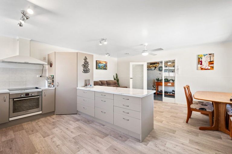 Photo of property in 16 King Street, Te Puke, 3119