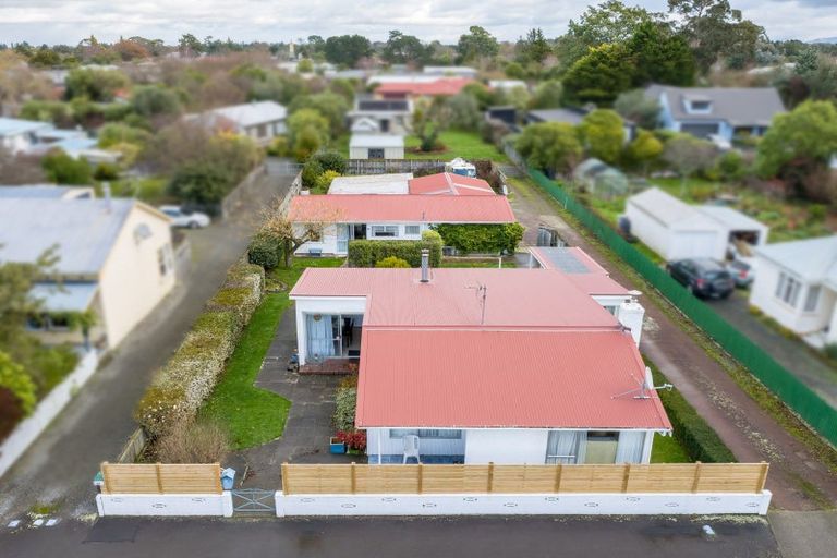 Photo of property in 14 Humphries Street, Greytown, 5712