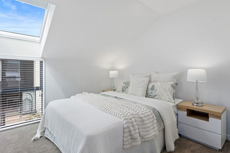 Photo of property in 2/196 Hills Road, Edgeware, Christchurch, 8013