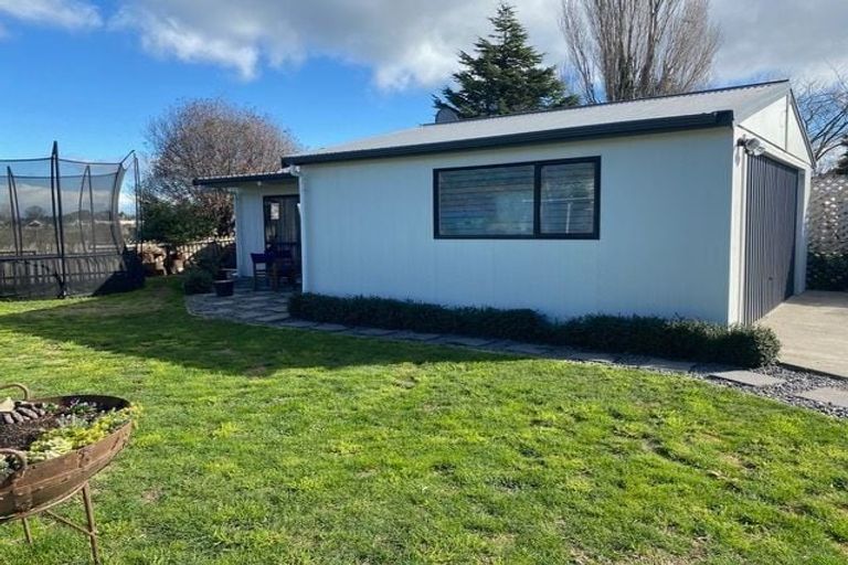 Photo of property in 14 Upham Street, Havelock North, 4130
