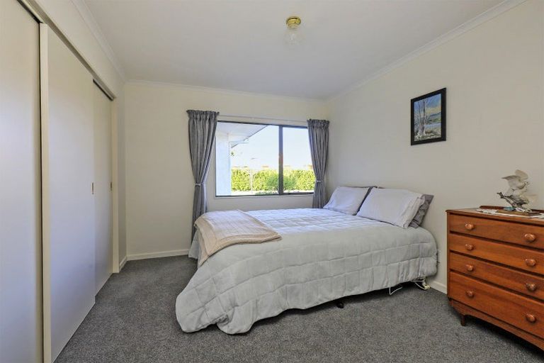 Photo of property in 13 Woodlands Drive, Havelock North, 4130