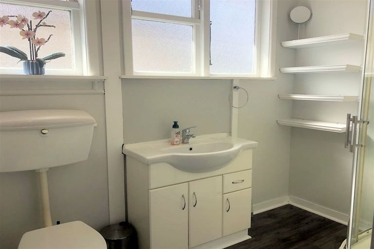 Photo of property in 2 Mccarthy Terrace, Waipukurau, 4200