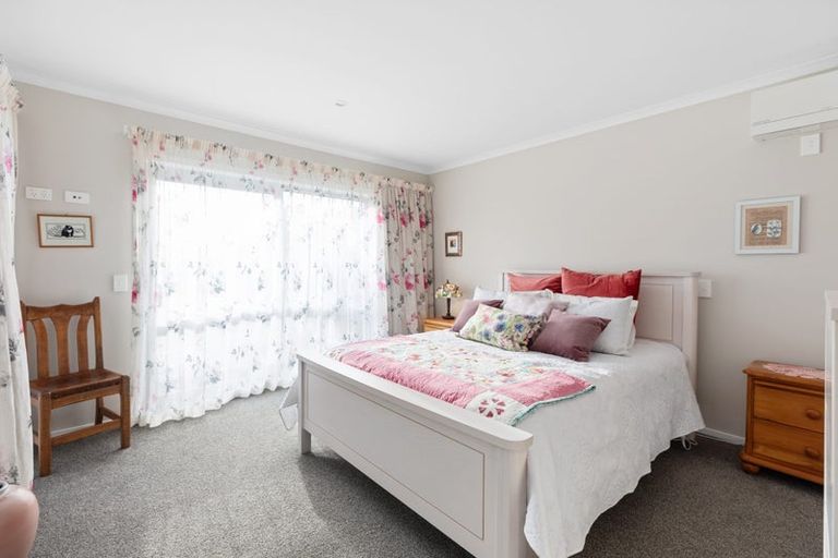 Photo of property in 19 Piata Street, Papamoa Beach, Papamoa, 3118