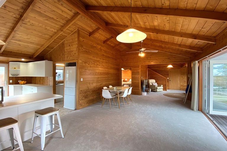 Photo of property in 122b Barbara Avenue, Whangamata, 3620