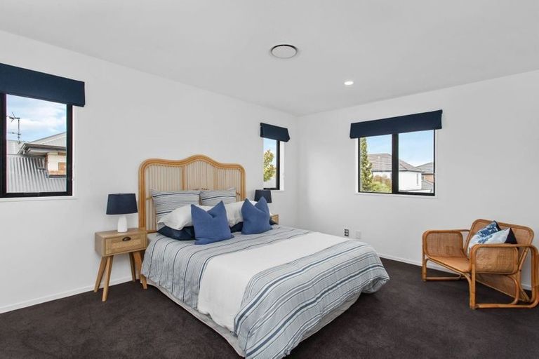 Photo of property in 15 Jane Deans Close, Riccarton, Christchurch, 8011