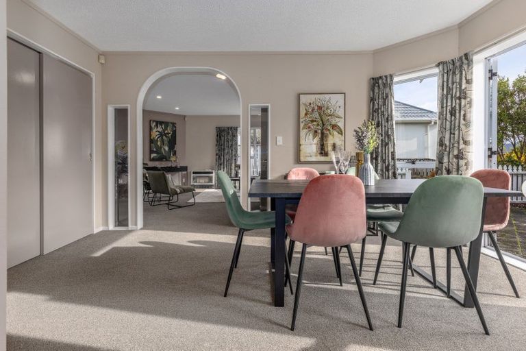 Photo of property in 13a Westridge, Camborne, Porirua, 5026