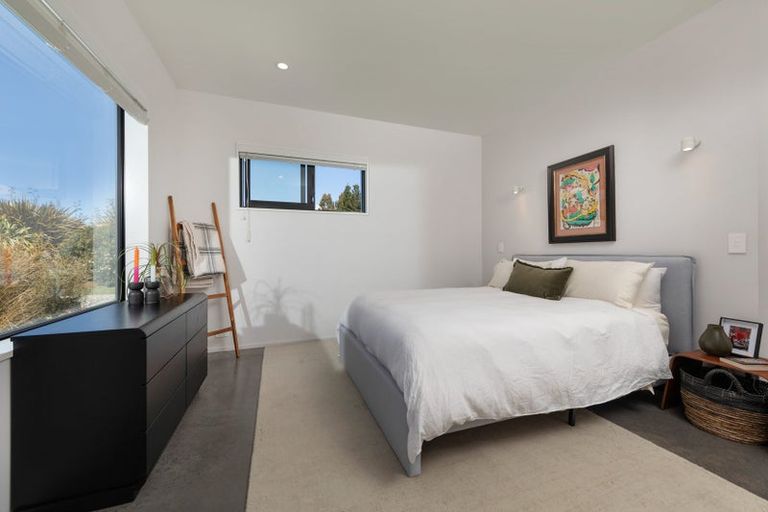 Photo of property in 5 Loach Road, Hawea Flat, Wanaka, 9382