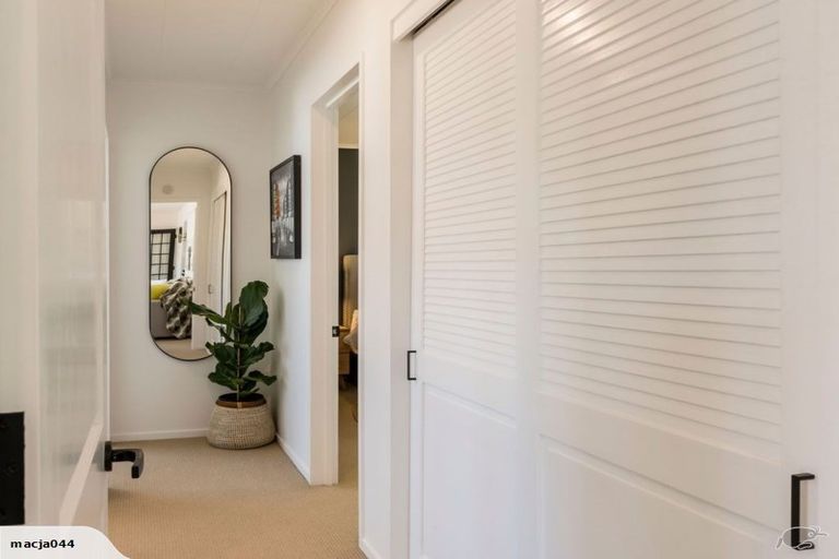 Photo of property in 3 Mahupuku Street, Greytown, 5712