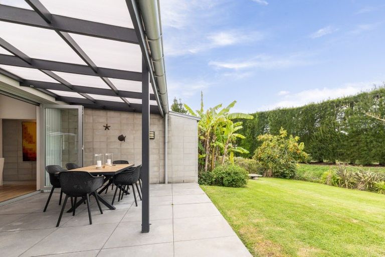 Photo of property in 29 Mill Road, Clive, 4102