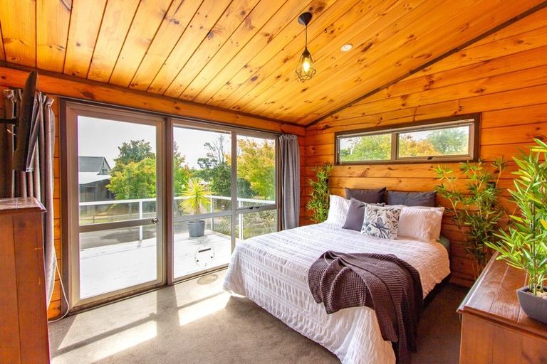 Photo of property in 4 Icarus Place, Sunnybrook, Rotorua, 3015