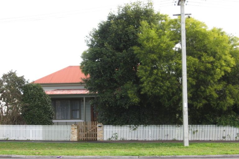 Photo of property in 185 Galloway Street, Hamilton East, Hamilton, 3216