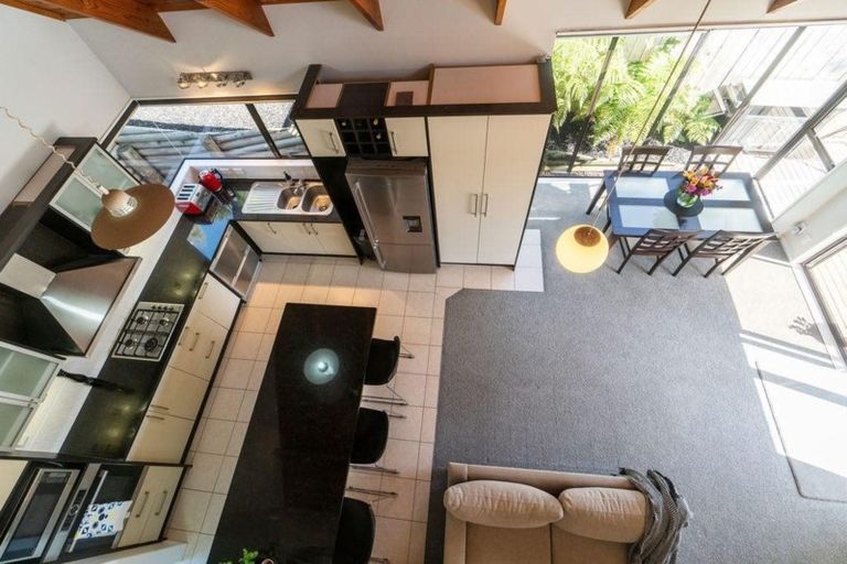 Photo of property in 13 Petrel Place, Massey, Auckland, 0614