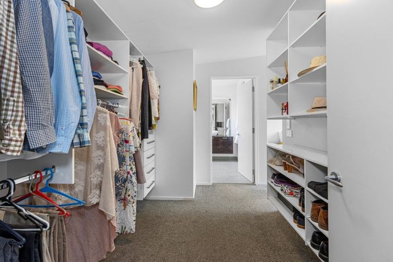 Photo of property in 21a Guildford Street, Burnside, Christchurch, 8053