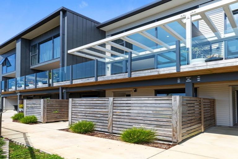 Photo of property in 9/29 Montgomery Road, Judea, Tauranga, 3110