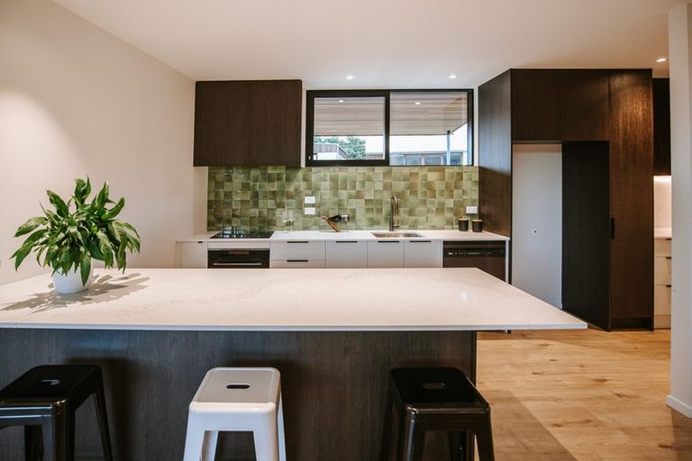 Photo of property in 13 Fern Burn Close, Wanaka, 9305