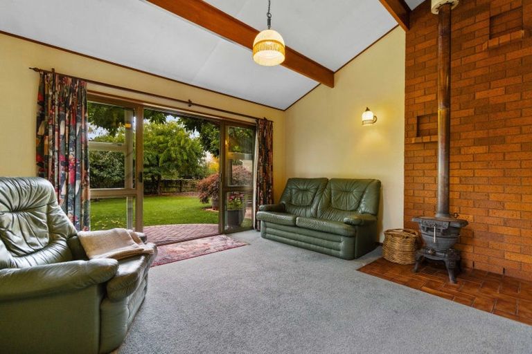Photo of property in 12 Heuchan Lane, Wanaka, 9305