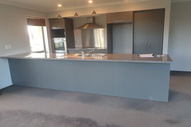 Photo of property in 30 Marlowe Place, Rolleston, 7614