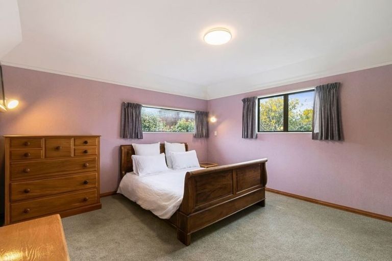 Photo of property in 29 Mcenroe Grove, Naenae, Lower Hutt, 5011