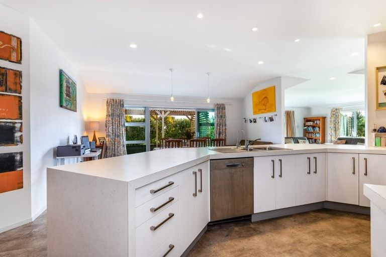 Photo of property in 86 Victory Drive, Wharewaka, Taupo, 3330