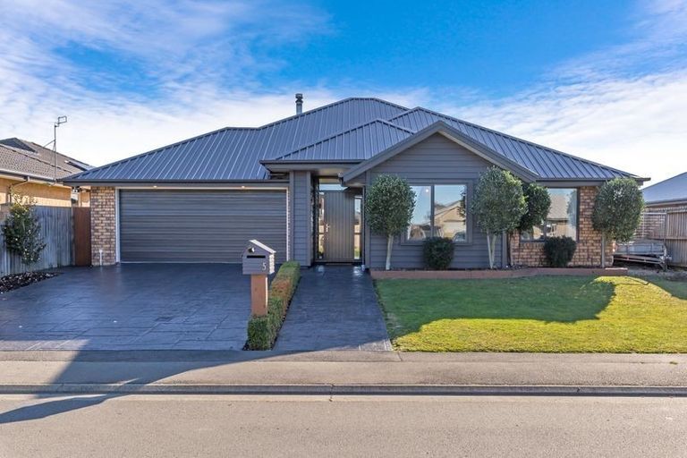 Photo of property in 5 Keats Place, Rolleston, 7614