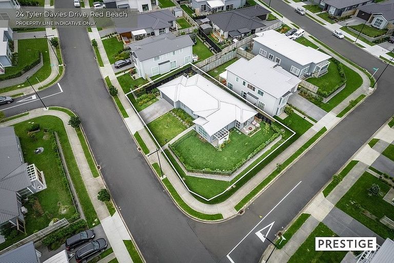 Photo of property in 24 Tyler Davies Drive, Red Beach, 0932