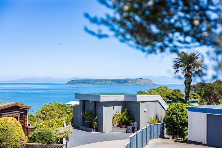 Photo of property in 30 The Track, Plimmerton, Porirua, 5026