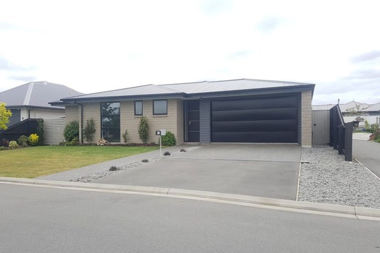 Photo of property in 22 Flint Road, Rolleston, 7614