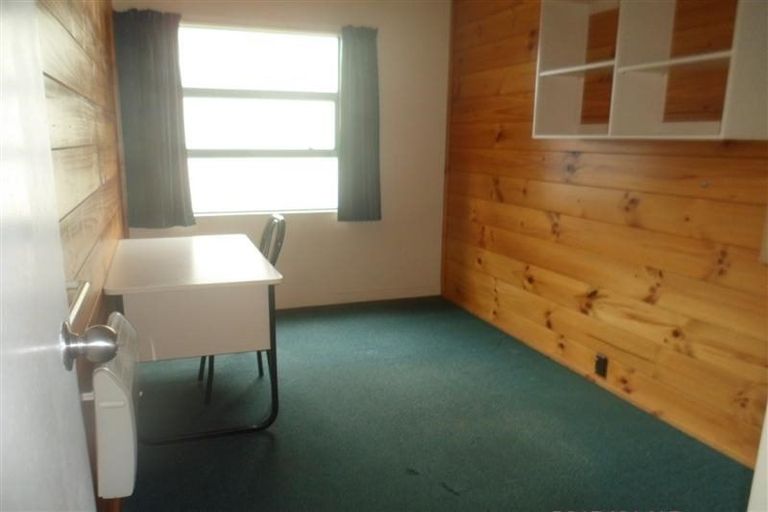 Photo of property in Te Awhina Apartments, 29/22u Sussex Street, Mount Cook, Wellington, 6021