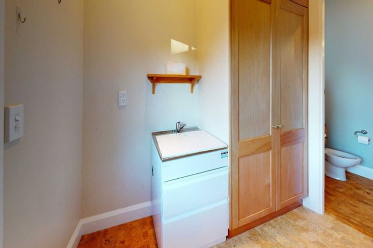 Photo of property in 52 Kilmarnock Street, Riccarton, Christchurch, 8011