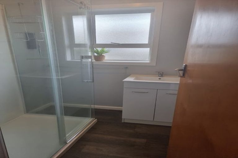 Photo of property in 2/266 Main North Road, Redwood, Christchurch, 8051