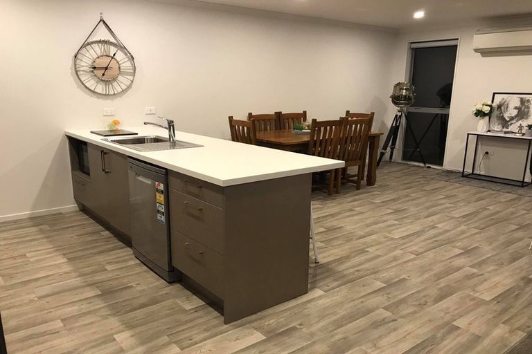 Photo of property in 8 George Square West, Wigram, Christchurch, 8025