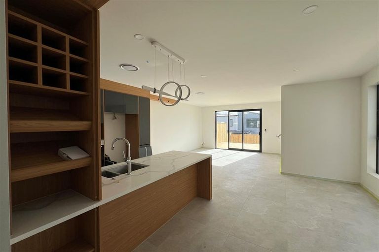 Photo of property in 43b Hermitage Street, Flat Bush, Auckland, 2019