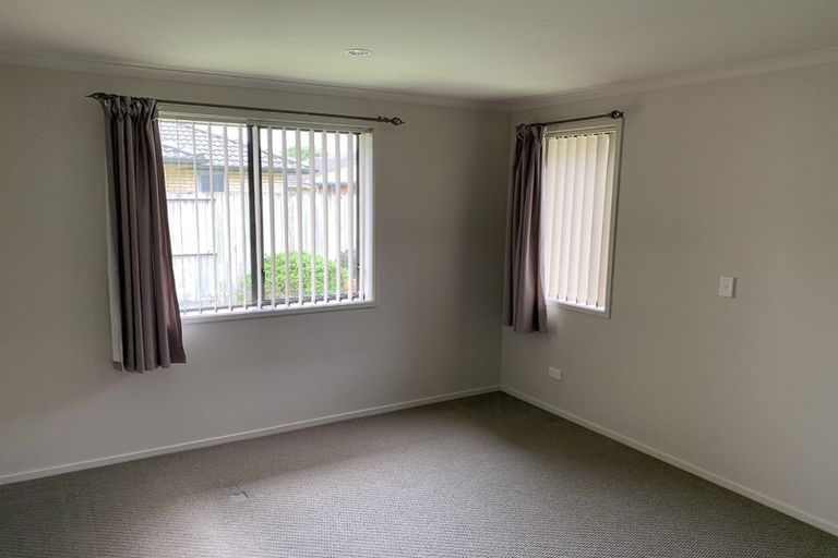 Photo of property in 10 Holcroft Place, Huntington, Hamilton, 3210