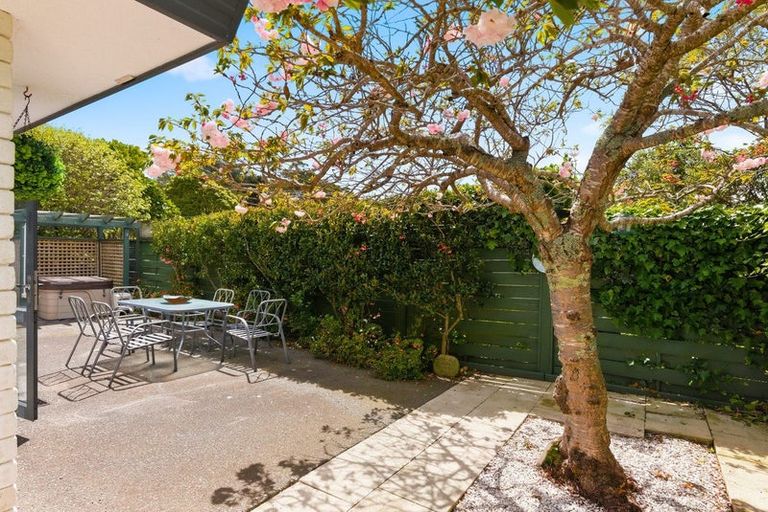 Photo of property in 5 Rimu Street, Waikanae, 5036
