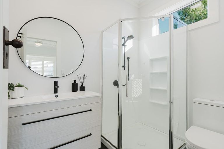 Photo of property in 42 Naylor Street, Hamilton East, Hamilton, 3216