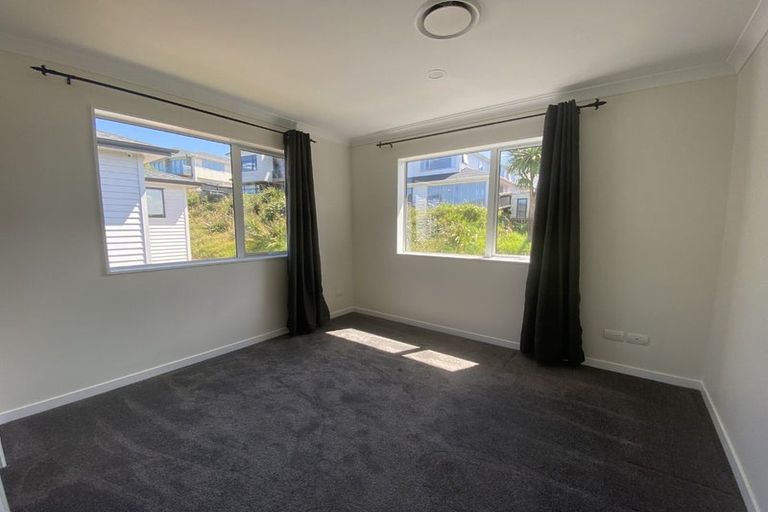 Photo of property in 38 Bounty Road, Long Bay, Auckland, 0630