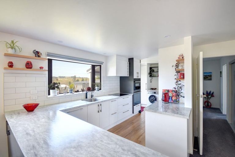 Photo of property in 89 Walton Park Avenue, Fairfield, Dunedin, 9018