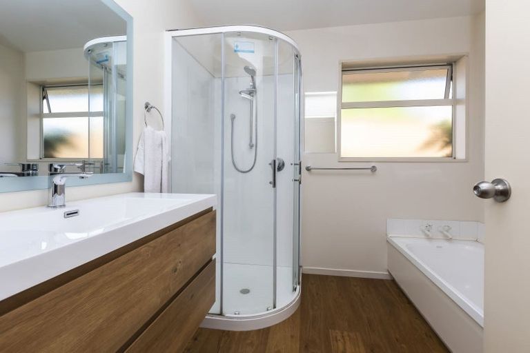 Photo of property in 40a Mackworth Street, Woolston, Christchurch, 8062