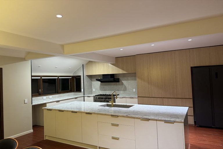 Photo of property in 70b Avonhead Road, Avonhead, Christchurch, 8042