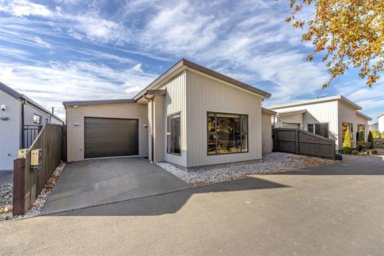 Photo of property in 11 Glenbarr Lane, Broomfield, Christchurch, 8042