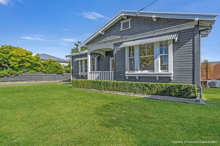 Photo of property in 1106 Caroline Road, Mayfair, Hastings, 4122