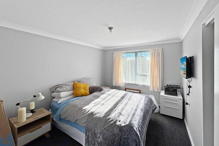 Photo of property in 2 Oakden Drive, Darfield, 7510