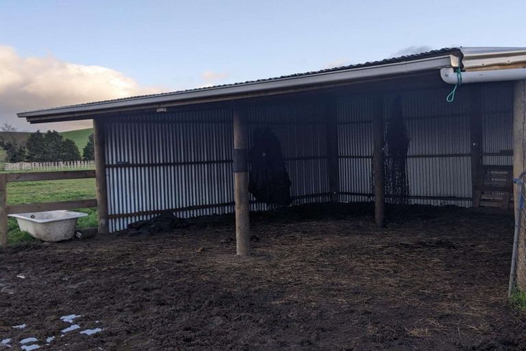 Photo of property in 19 Black Road, Ashley Clinton, Takapau, 4286